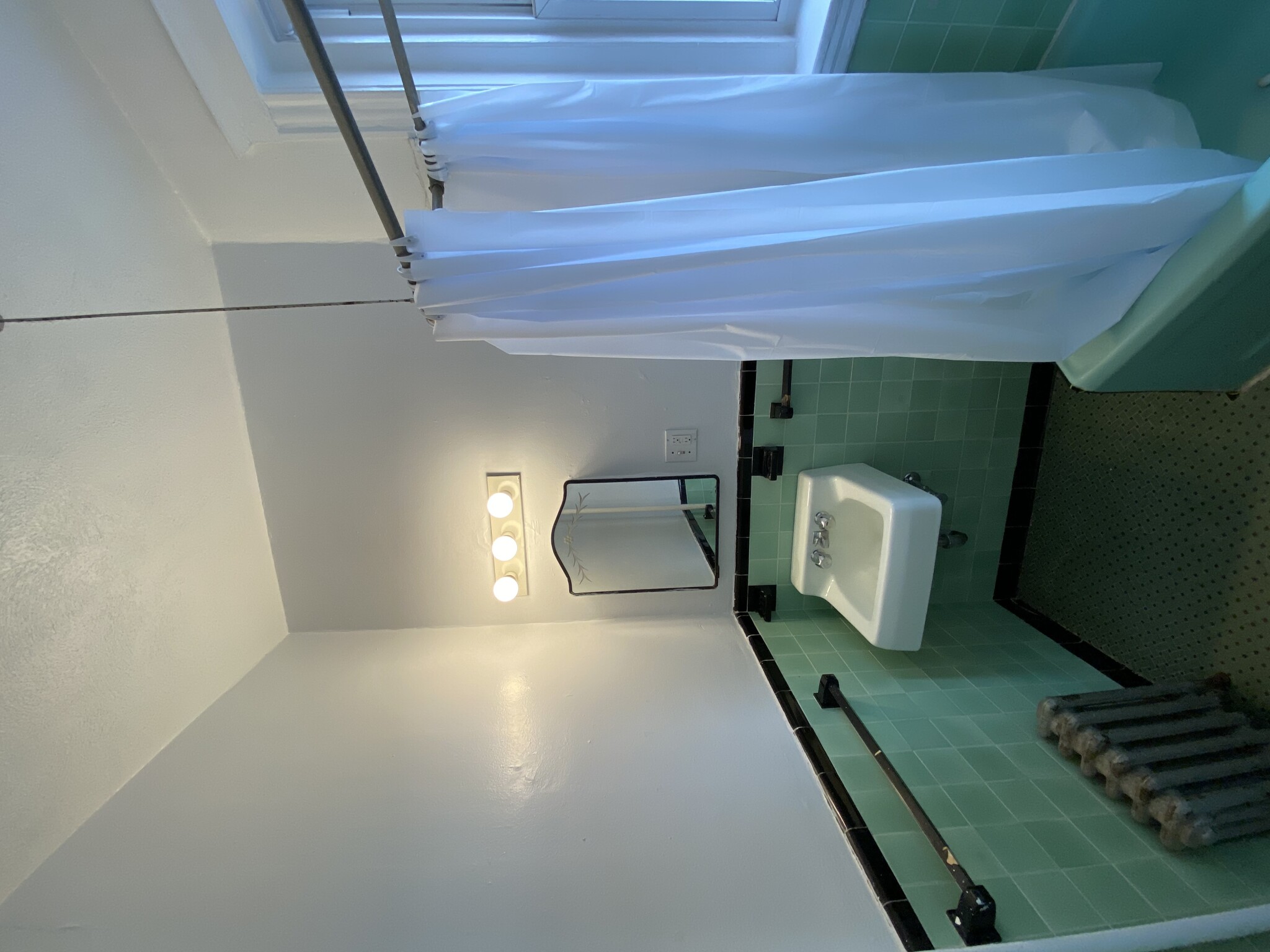 1 bed, 1 bath apartment for rent at 66 Chiswick Rd Unit 16, Brighton — photo 10 of 10