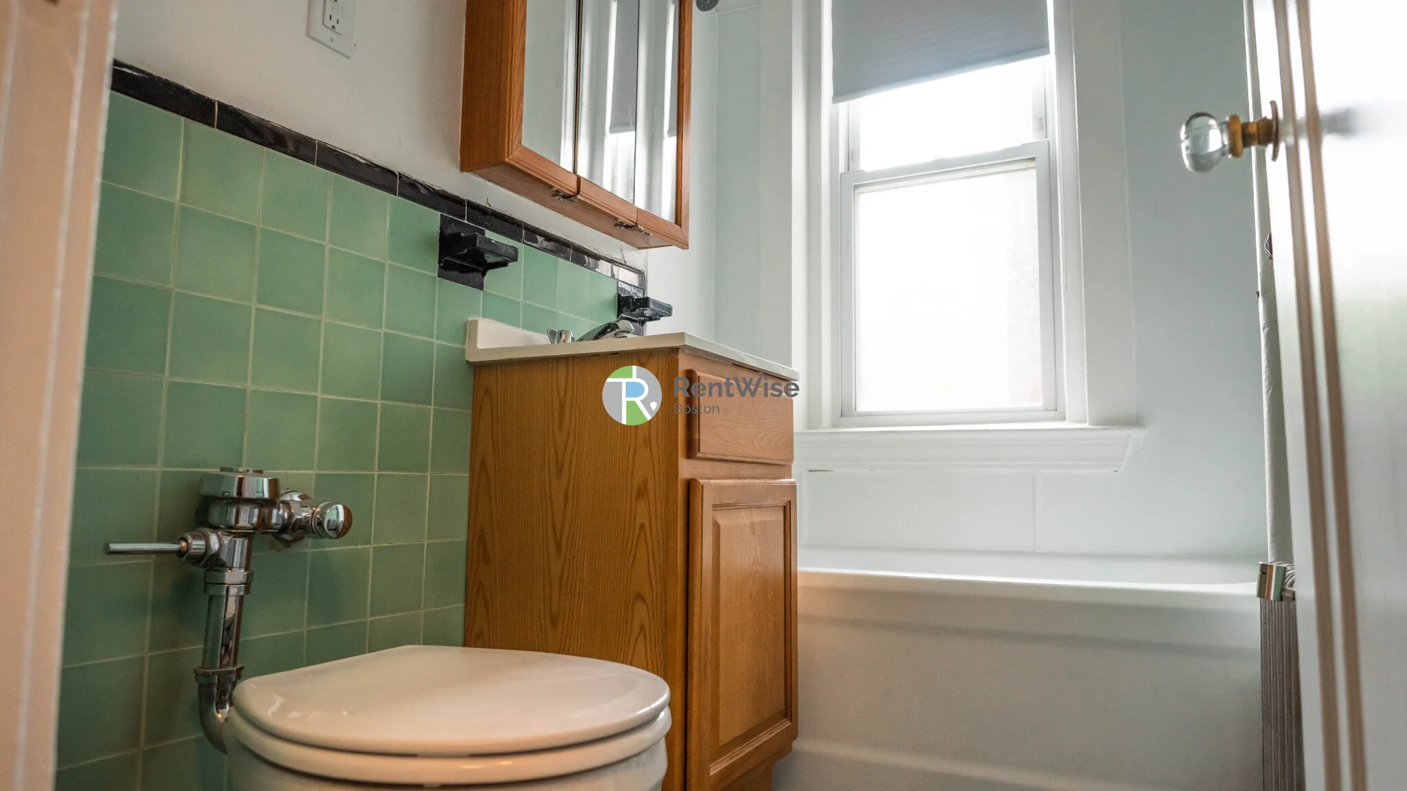 Studio bed, 1 bath apartment for rent at 66 Chiswick Rd Unit 20, Brighton — photo 10 of 13