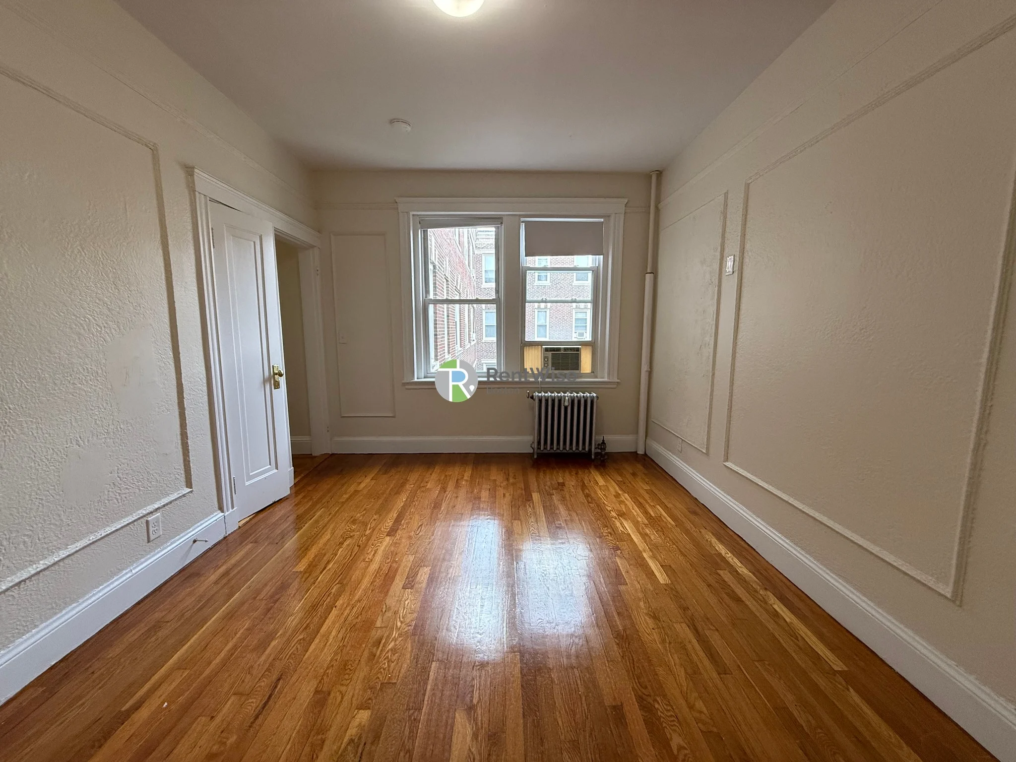 Studio bed, 1 bath apartment for rent at 66 Chiswick Rd Unit 20, Brighton — photo 8 of 13