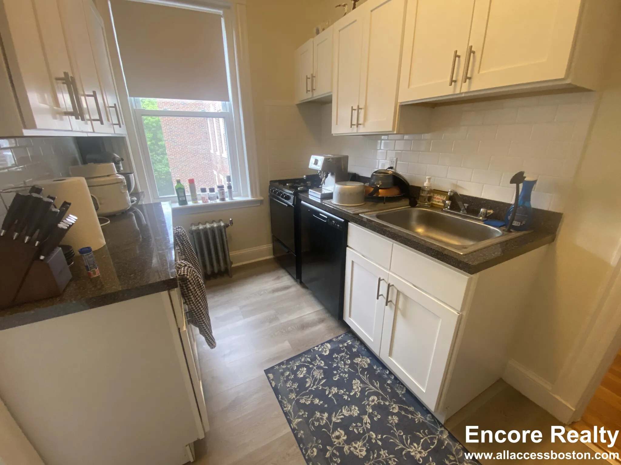 1 bed, 1 bath apartment for rent at 66 Chiswick Rd Unit 21, Brighton — photo 11 of 18