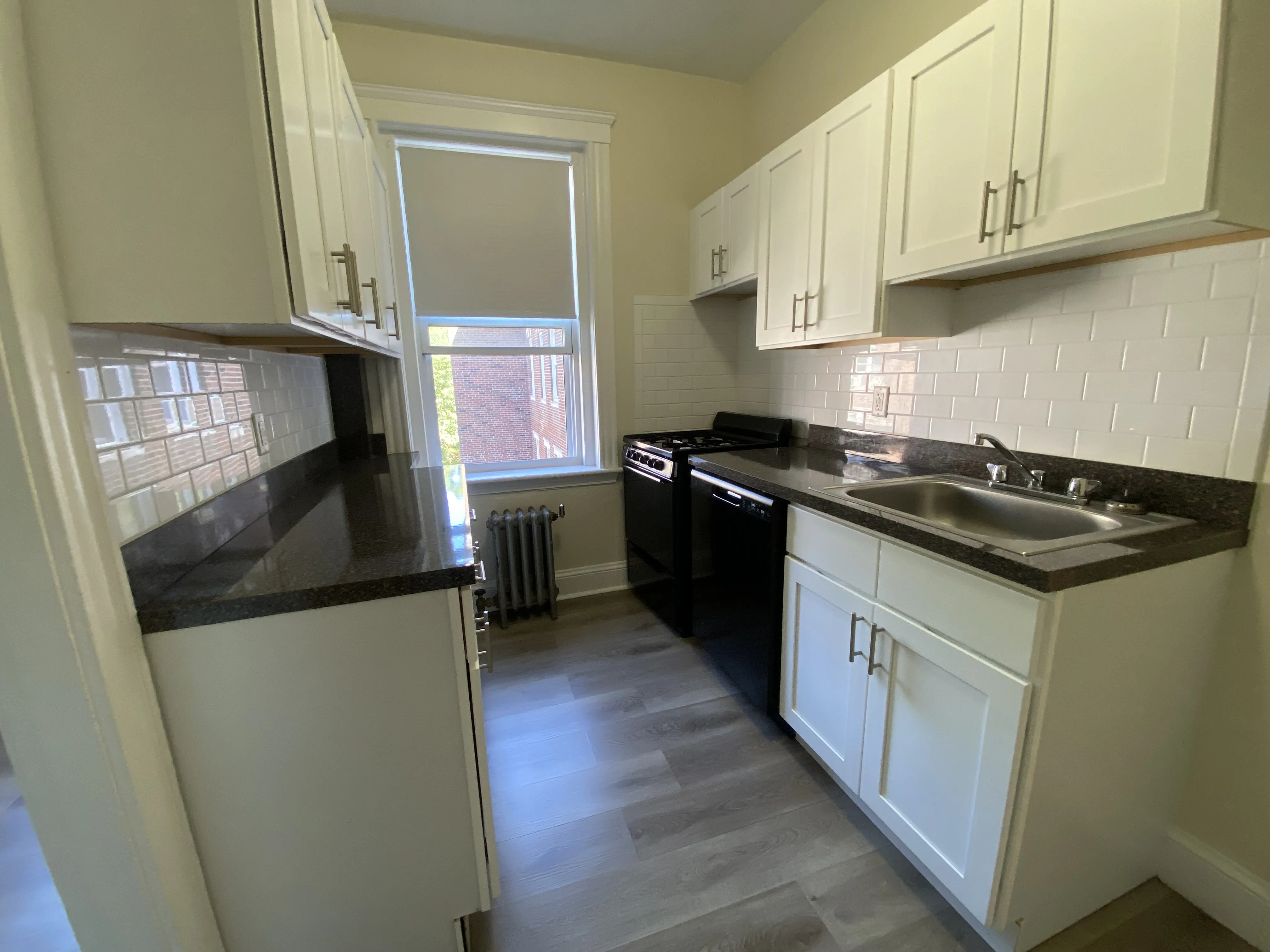1 bed, 1 bath apartment for rent at 66 Chiswick Rd Unit 21, Brighton — photo 5 of 18