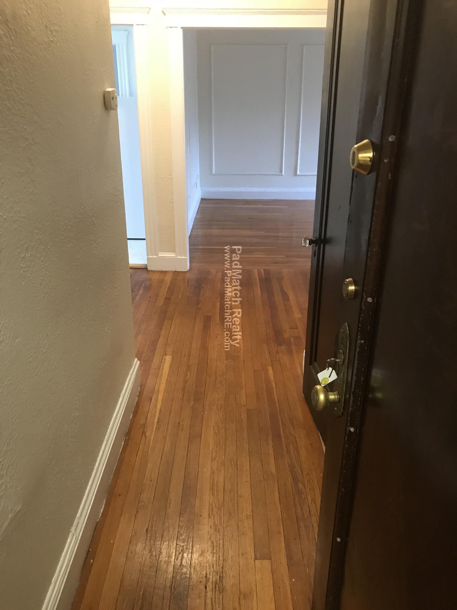 2 bed, 1 bath apartment for rent at 66 Chiswick Rd Unit 21, Brighton — photo 3 of 16