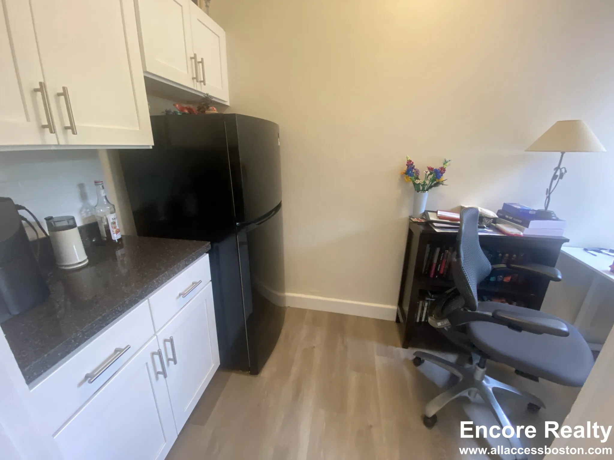 1 bed, 1 bath apartment for rent at 66 Chiswick Rd Unit 21, Brighton — photo 14 of 18