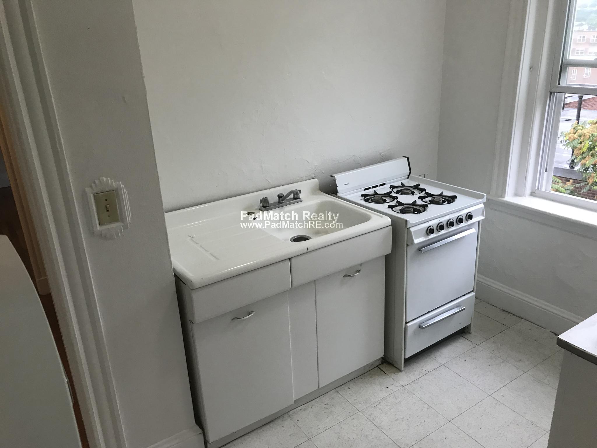 2 bed, 1 bath apartment for rent at 66 Chiswick Rd Unit 21, Brighton — photo 7 of 16