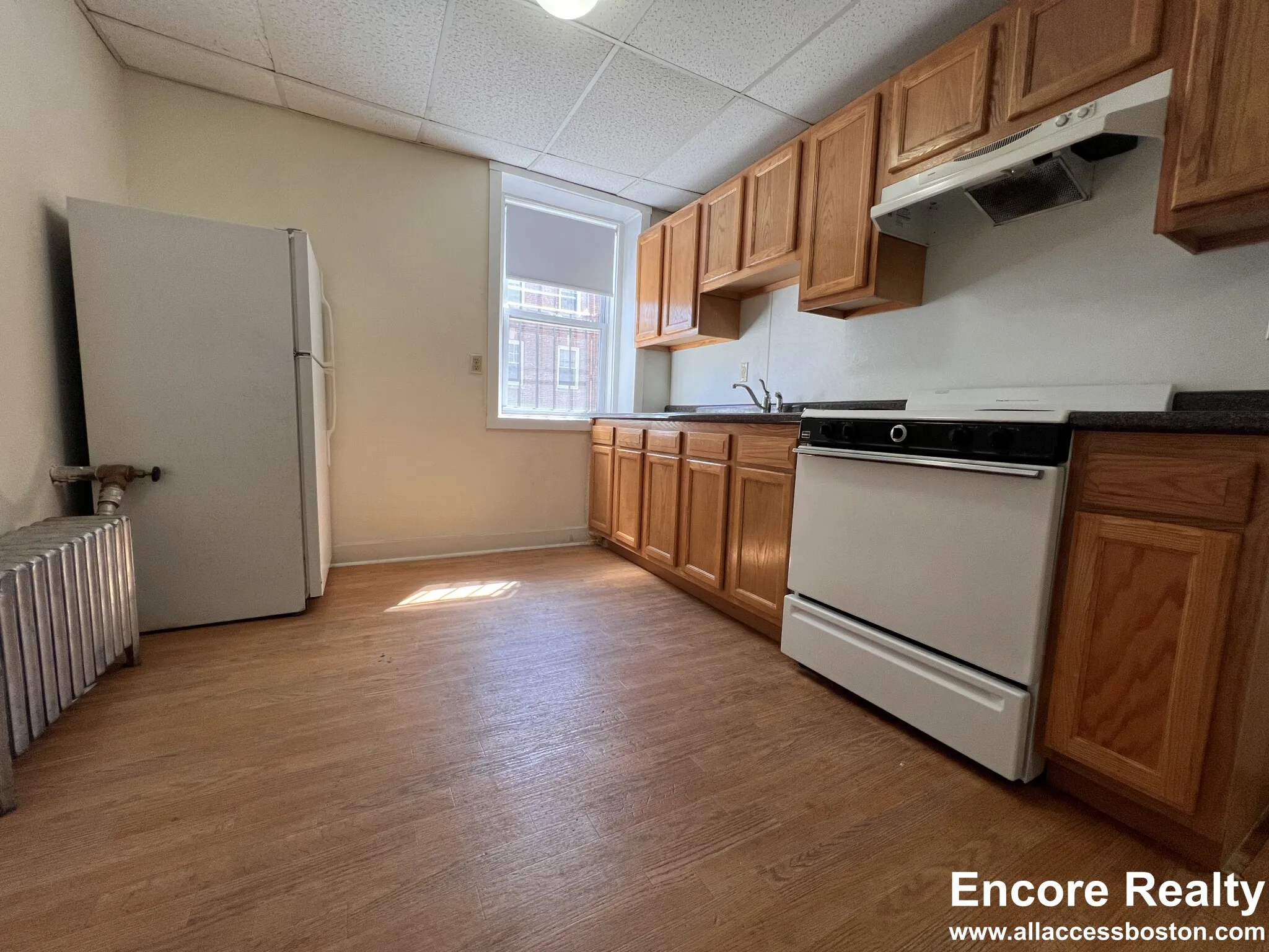1 bed, 1 bath apartment for rent at 66 Chiswick Rd Unit 29, Brighton — photo 1 of 9