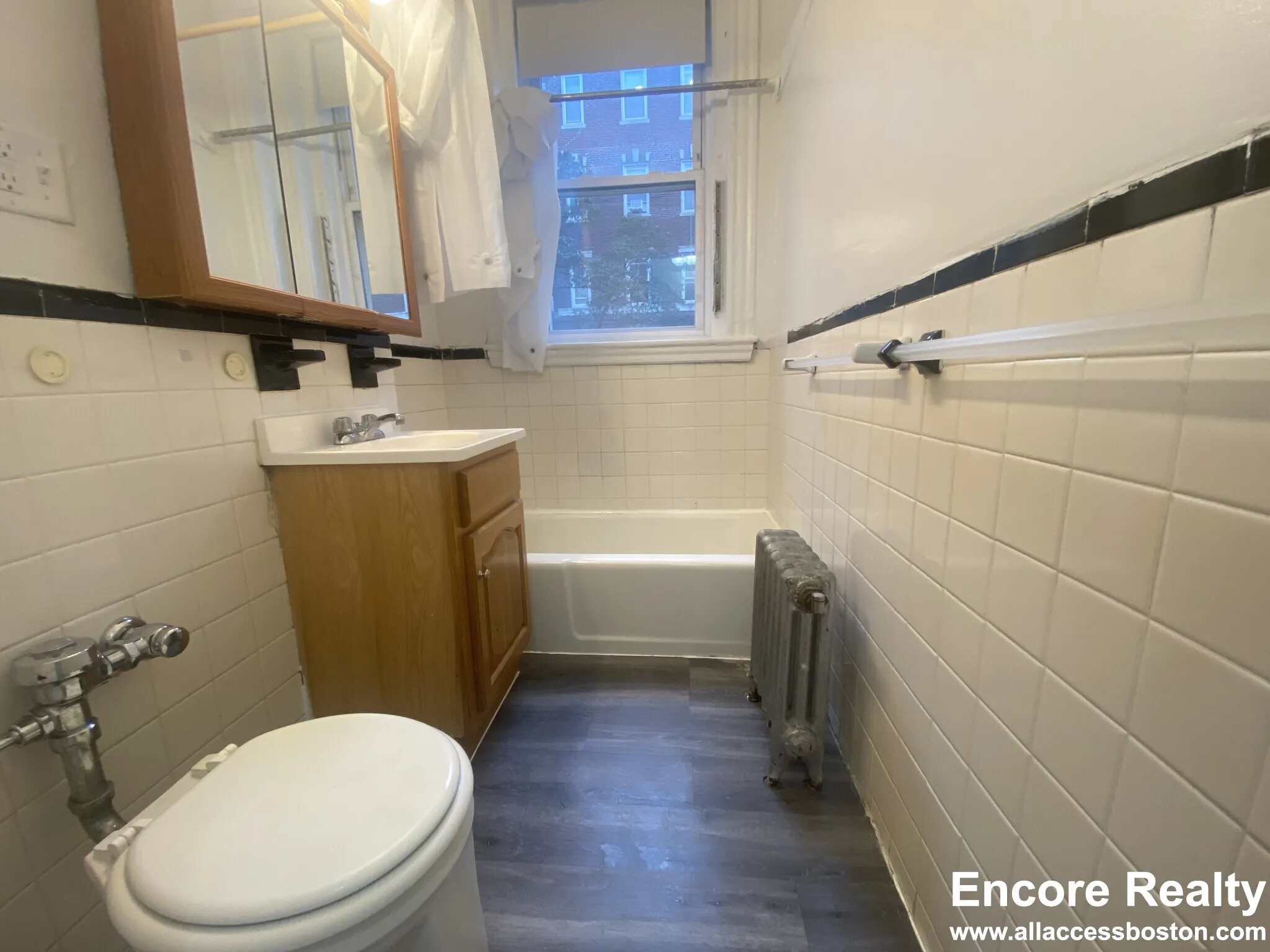 1 bed, 1 bath apartment for rent at 66 Chiswick Rd Unit 3, Brighton — photo 6 of 13