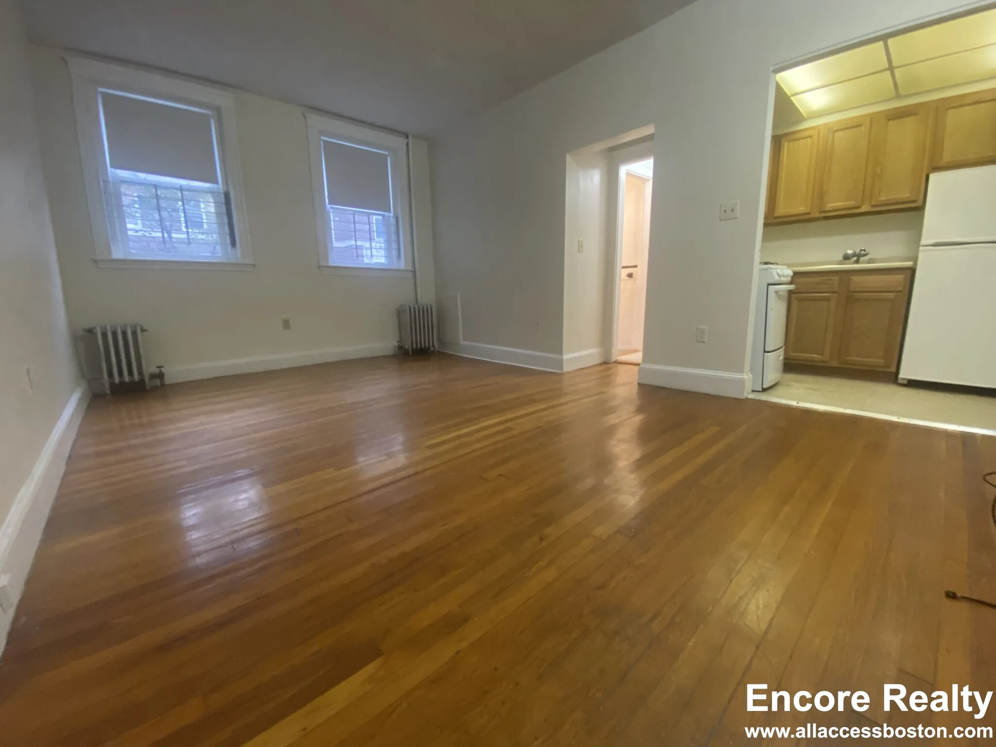 1 bed, 1 bath apartment for rent at 66 Chiswick Rd Unit 3, Brighton — photo 2 of 13