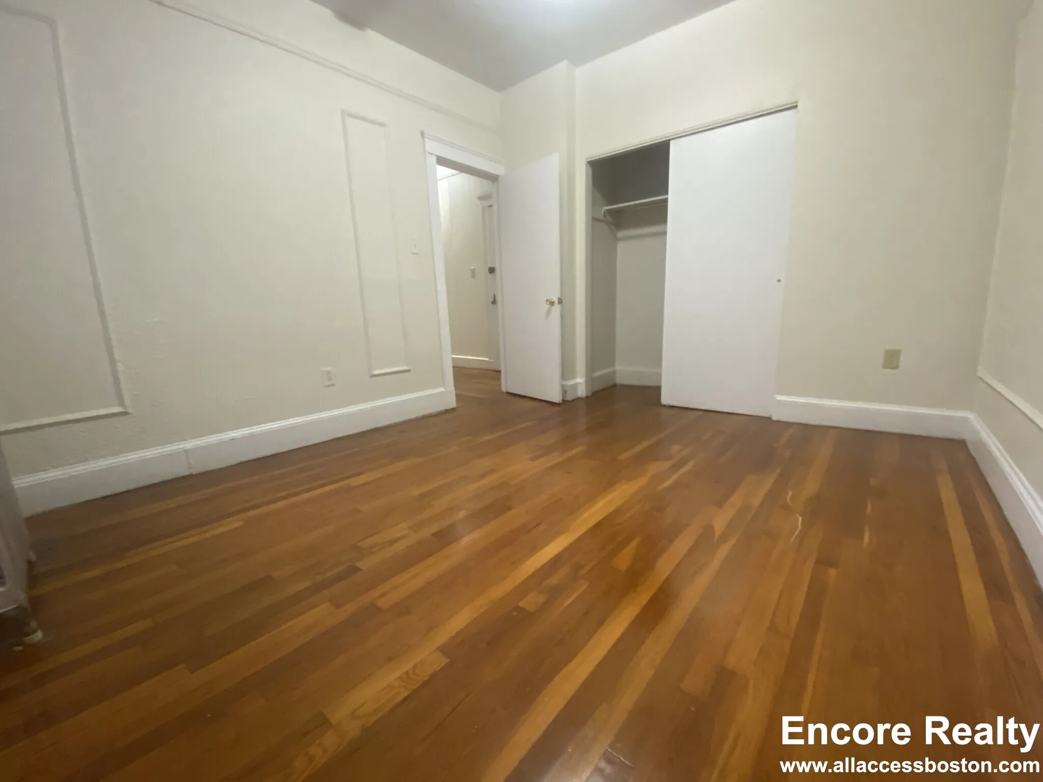 1 bed, 1 bath apartment for rent at 66 Chiswick Rd Unit 3, Brighton — photo 5 of 13