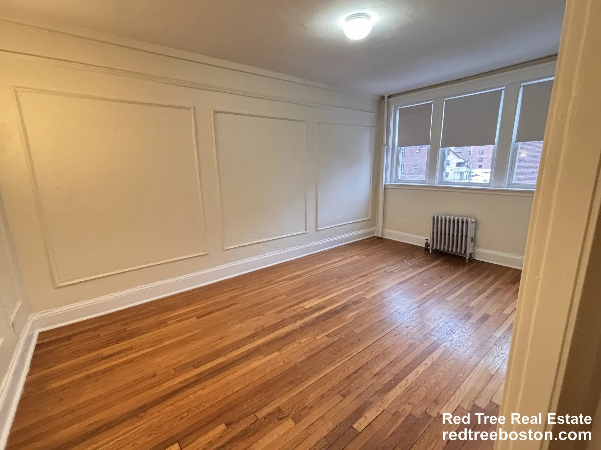 1 bed, 1 bath apartment for rent at 66 Chiswick Rd Unit 4, Brighton — photo 4 of 23