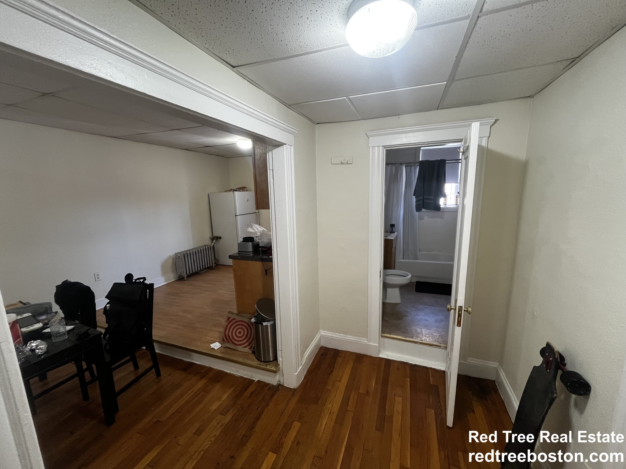 Studio bed, 1 bath apartment for rent at 66 Chiswick Rd Unit 6, Brighton — photo 5 of 17