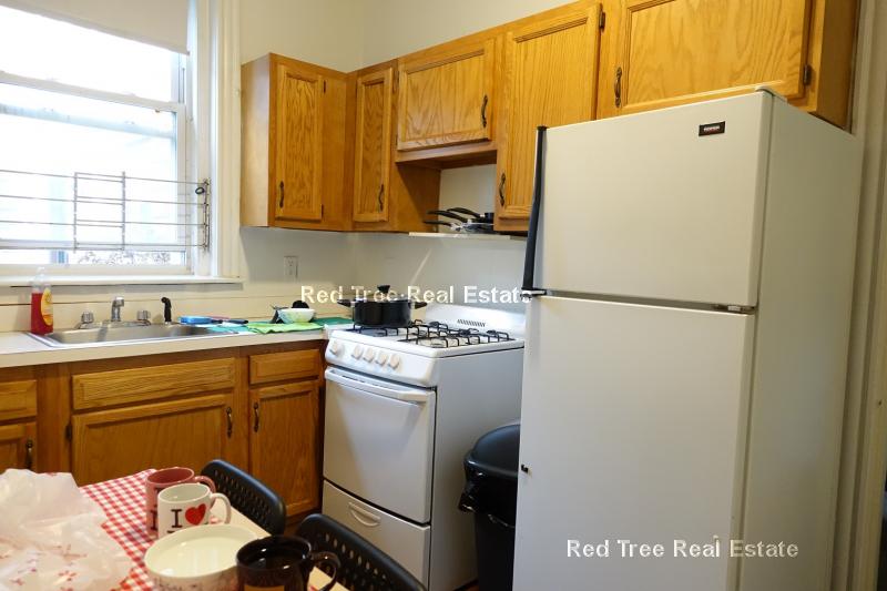 Studio bed, 1 bath apartment for rent at 66 Chiswick Rd Unit 6, Brighton — photo 1 of 17
