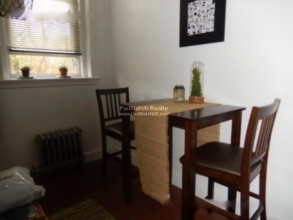 1 bed, 1 bath apartment for rent at 66 Chiswick Rd Unit 7, Brighton — photo 3 of 21