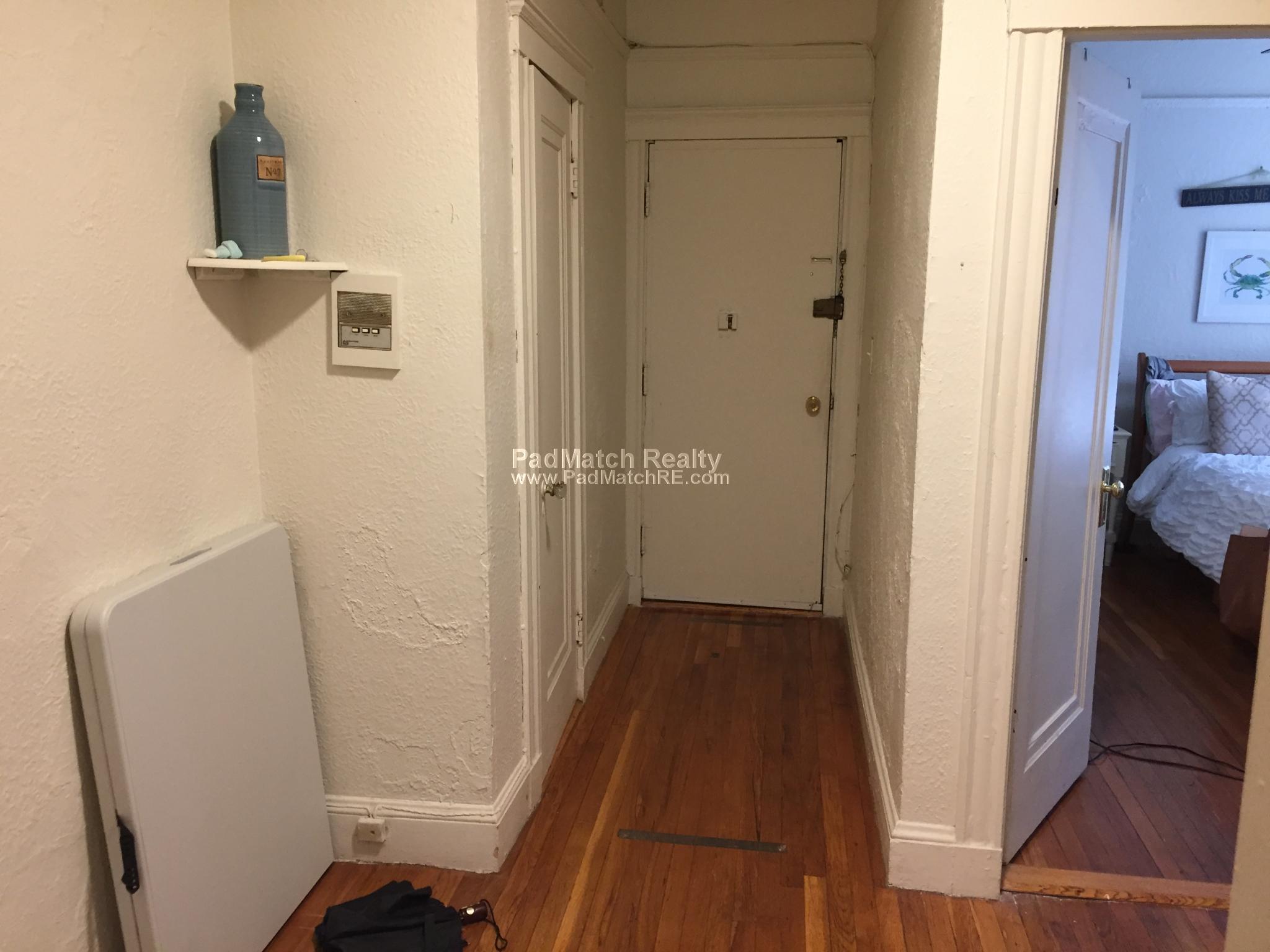 1 bed, 1 bath apartment for rent at 66 Chiswick Rd Unit 7, Brighton — photo 13 of 21