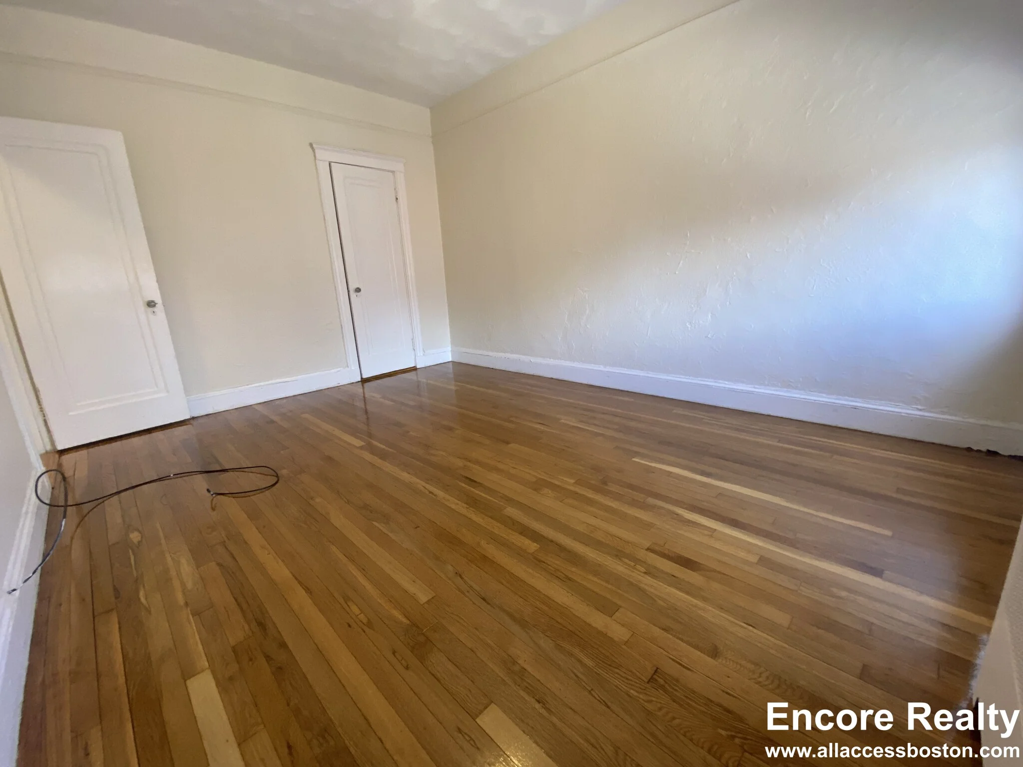 1 bed, 1 bath apartment for rent at 66 Chiswick Rd Unit 8, Brighton — photo 12 of 14