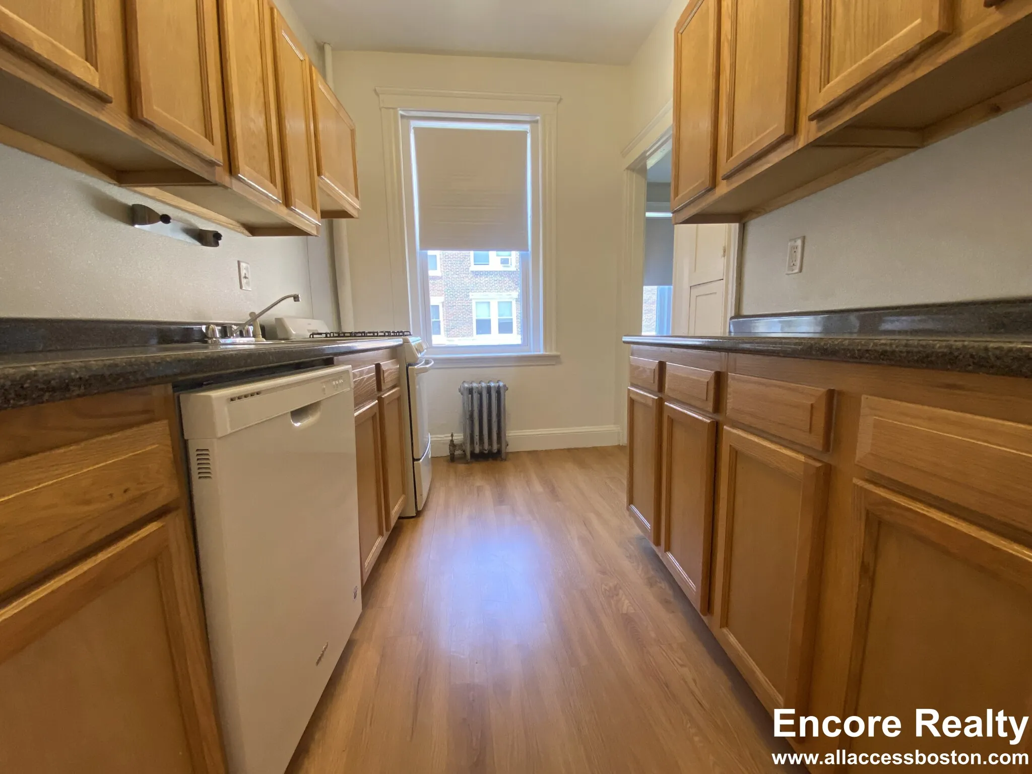 1 bed, 1 bath apartment for rent at 66 Chiswick Rd Unit 8, Brighton — photo 2 of 14