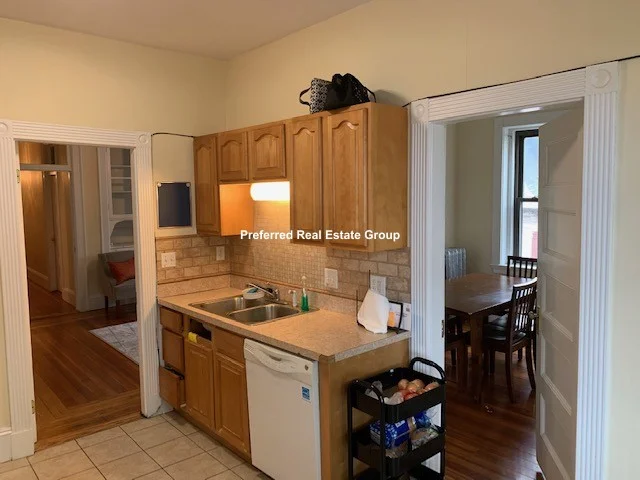 5 bed, 1.5 bath apartment for rent at 66 Clifford St Unit 3, Roxbury — photo 3 of 12