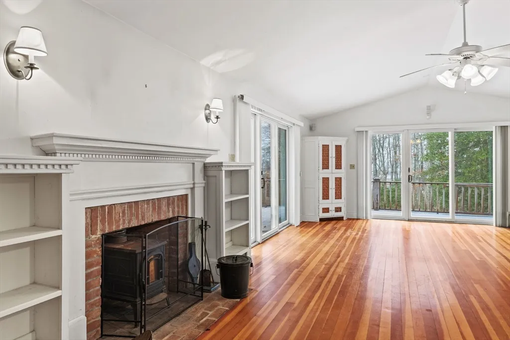 2 bed, 2 bath apartment for rent at 66 Converse Rd Unit 0, Marion — photo 4 of 22