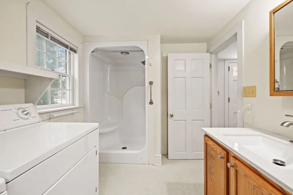 2 bed, 2 bath apartment for rent at 66 Converse Rd Unit 0, Marion — photo 11 of 22