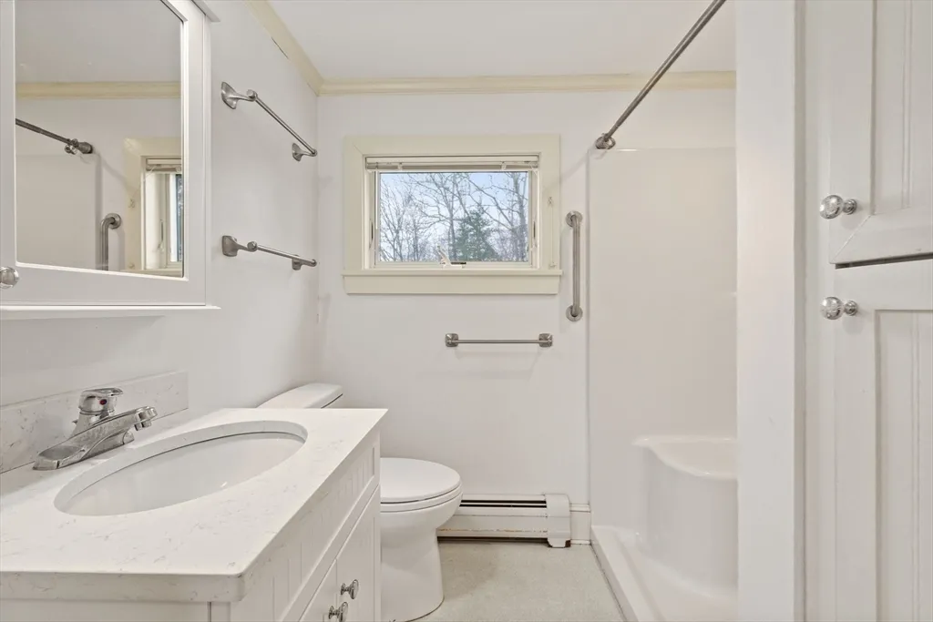 2 bed, 2 bath apartment for rent at 66 Converse Rd Unit 0, Marion — photo 15 of 22