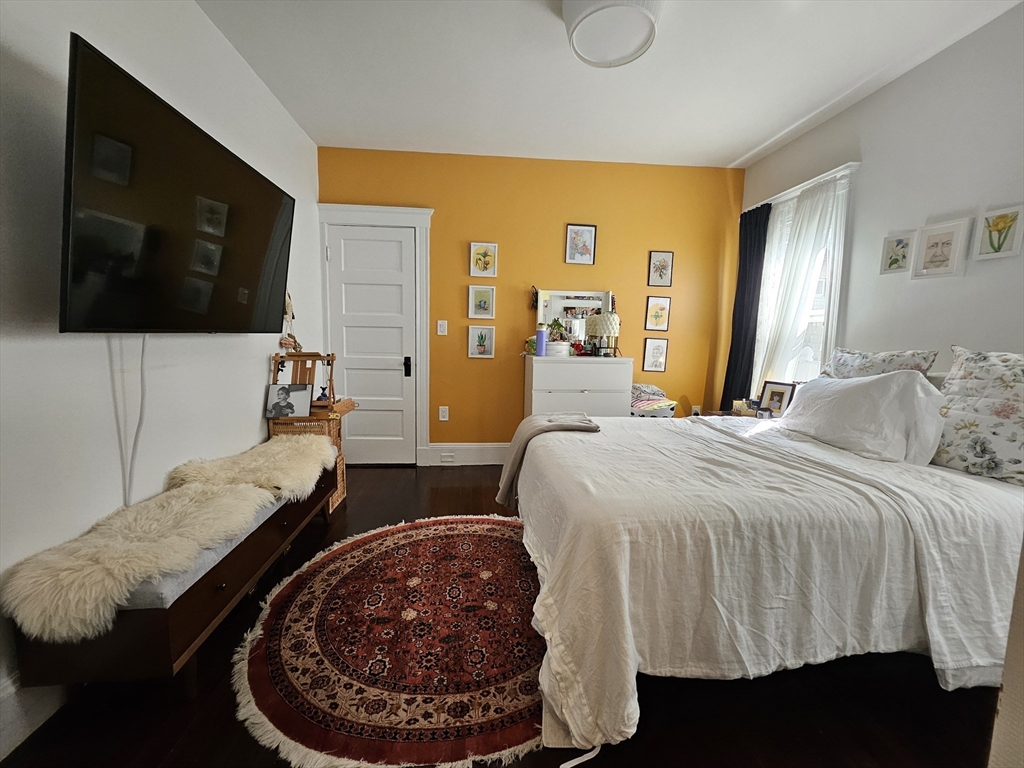 3 bed, 2 bath apartment for rent at 66 Court St Unit 1, Newtonville — photo 13 of 20