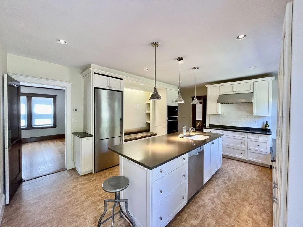 4 bed, 3 bath apartment for rent at 66 Cushing Ave Unit 66, Belmont — photo 1 of 16