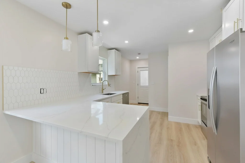2 bed, 1 bath apartment for rent at 66 Cushman Rd Unit 2, Brighton — photo 5 of 26