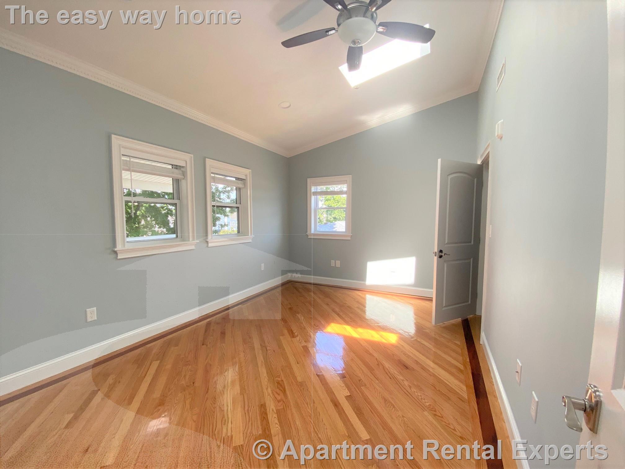 4 bed, 2 bath apartment for rent at 66 Dudley St Unit 3, Salem St. Area — photo 15 of 21