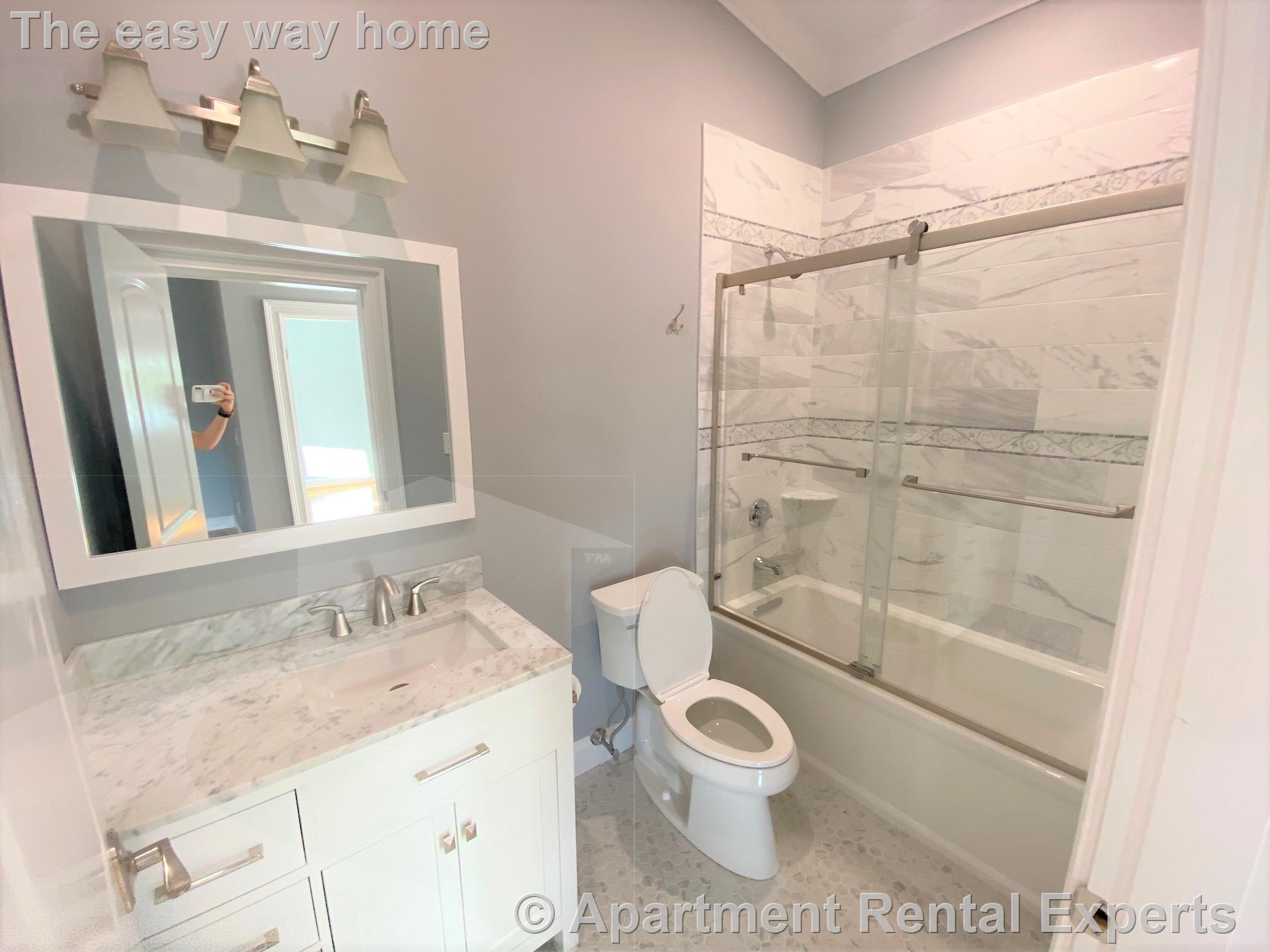 4 bed, 2 bath apartment for rent at 66 Dudley St Unit 3, Salem St. Area — photo 13 of 21