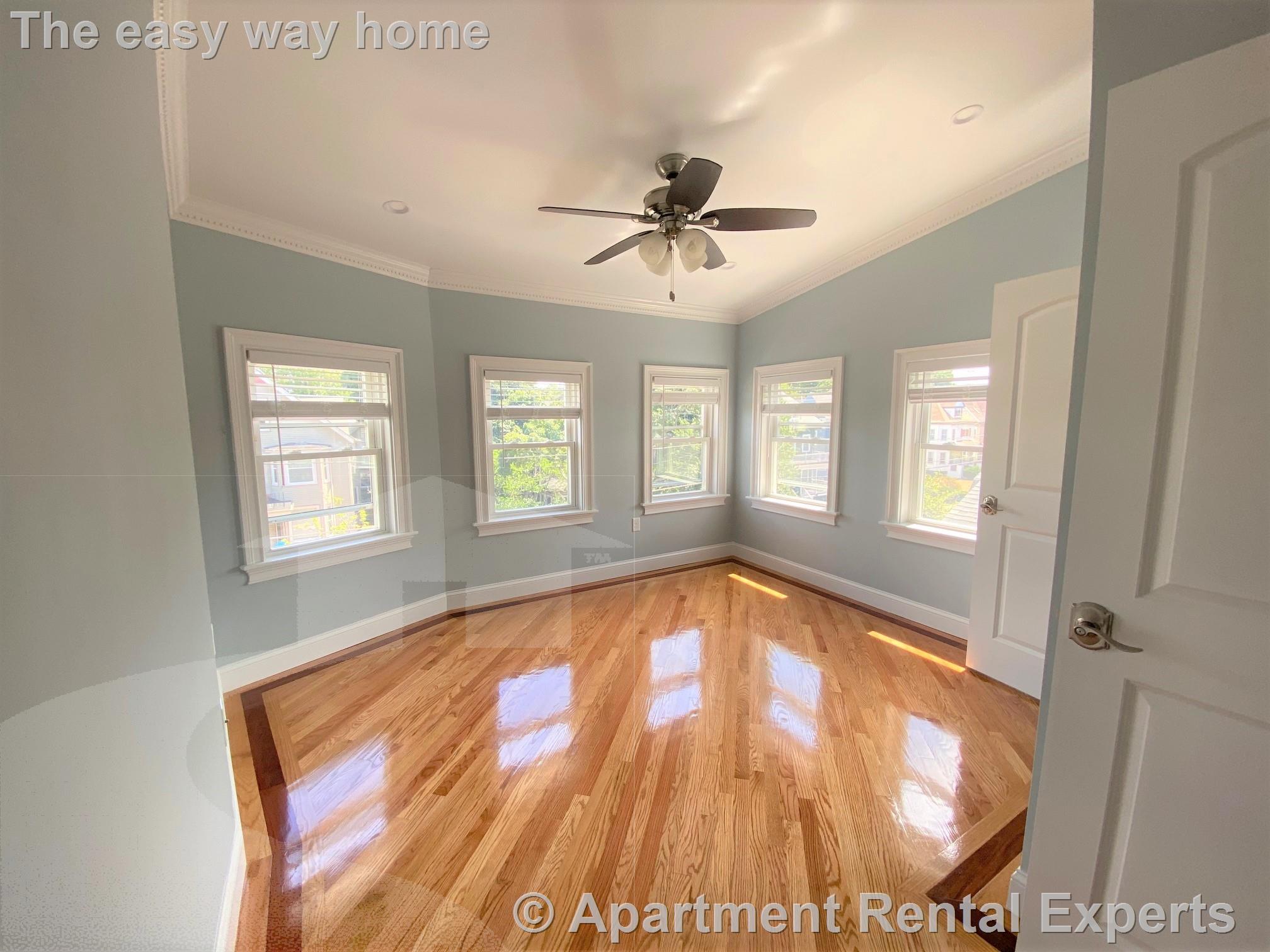4 bed, 2 bath apartment for rent at 66 Dudley St Unit 3, Salem St. Area — photo 9 of 21