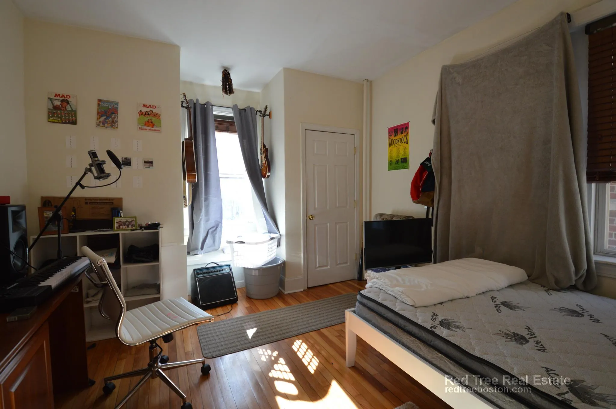 3 bed, 1 bath apartment for rent at 66 Egmont St Unit 2A, North Brookline — photo 16 of 19