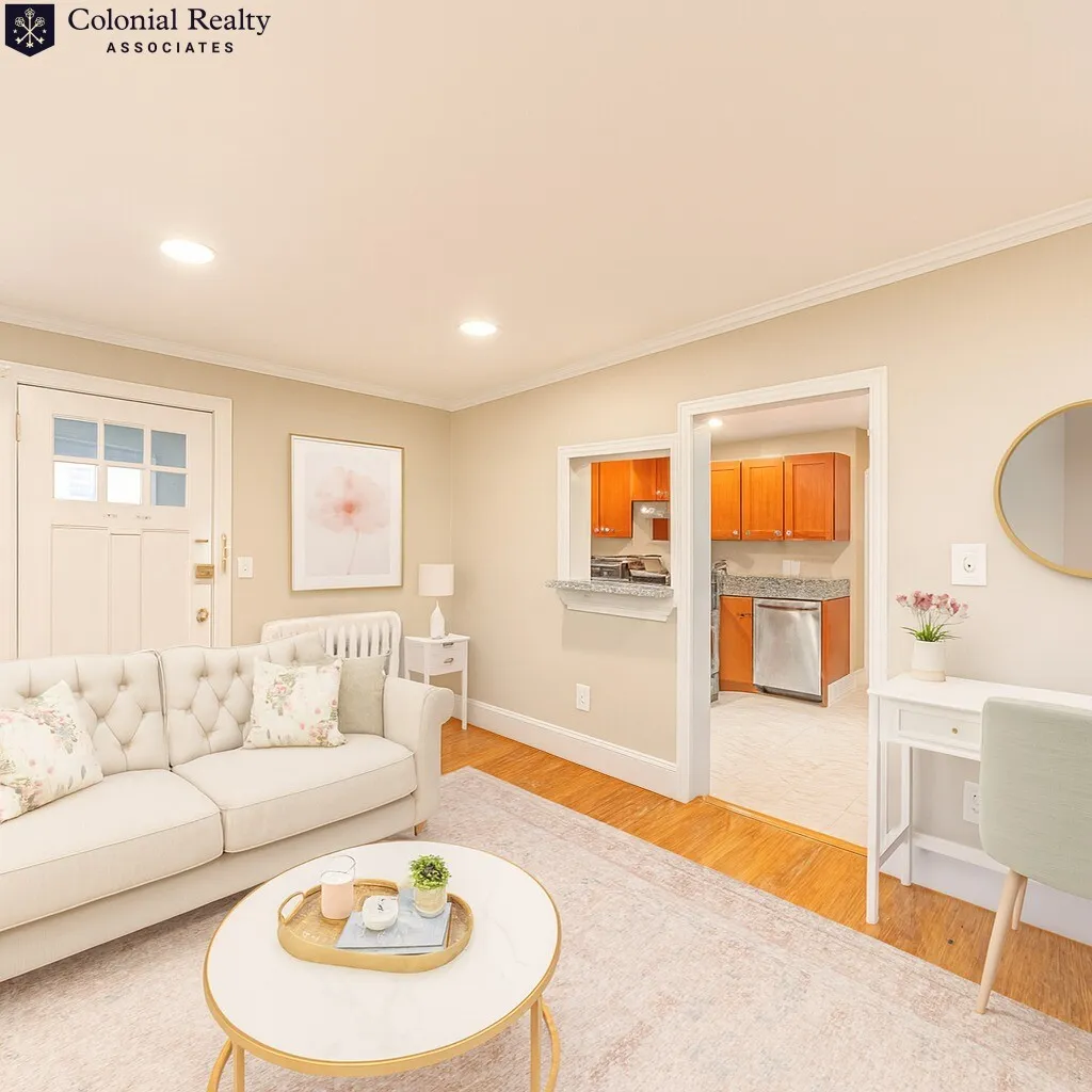 4 bed, 2 bath apartment for rent at 66 Egmont St Unit 3, North Brookline — photo 4 of 28