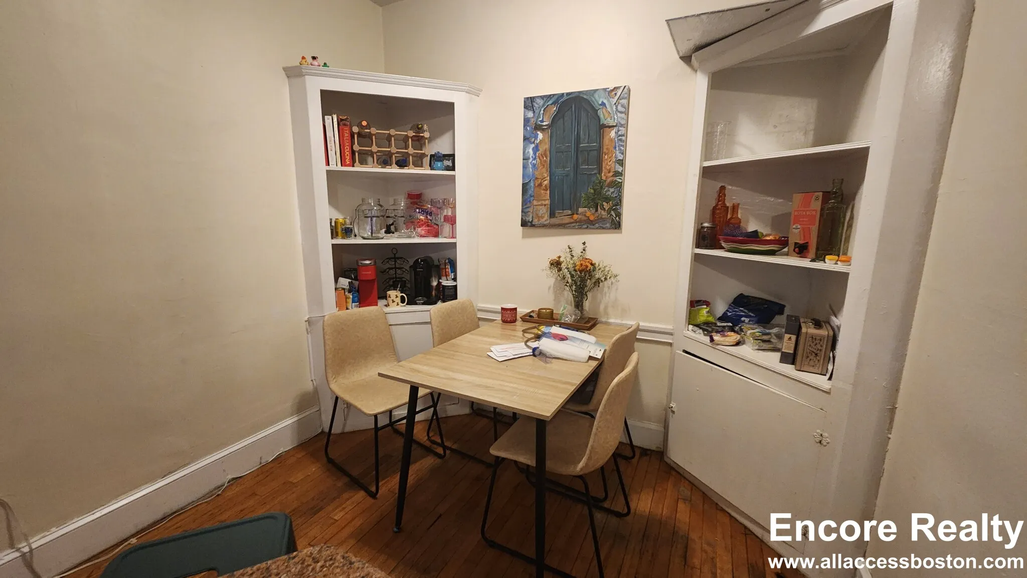4 bed, 1 bath apartment for rent at 66 Egmont St Unit 66-5, North Brookline — photo 3 of 21