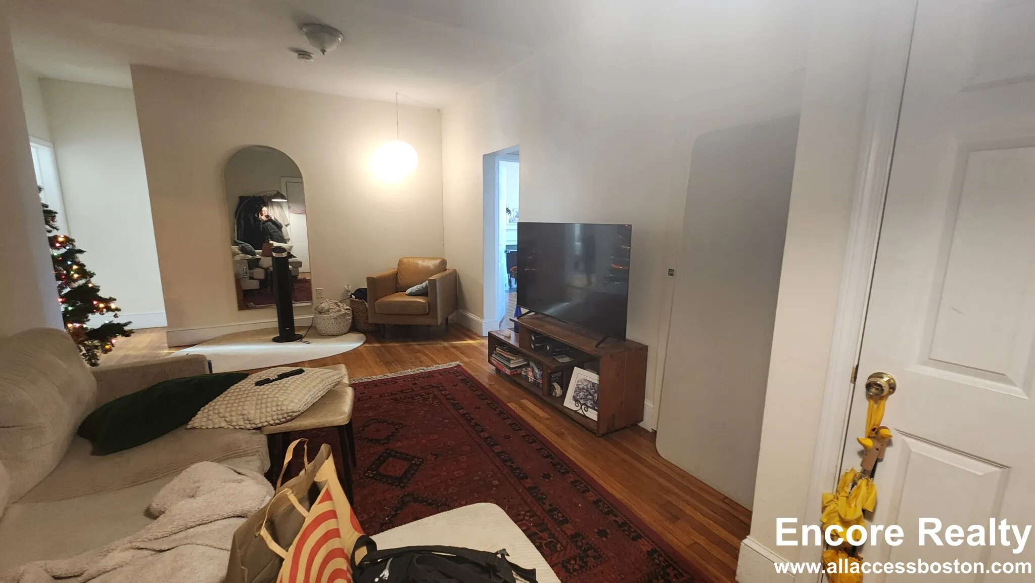 4 bed, 1 bath apartment for rent at 66 Egmont St Unit 66-5, North Brookline — photo 13 of 21