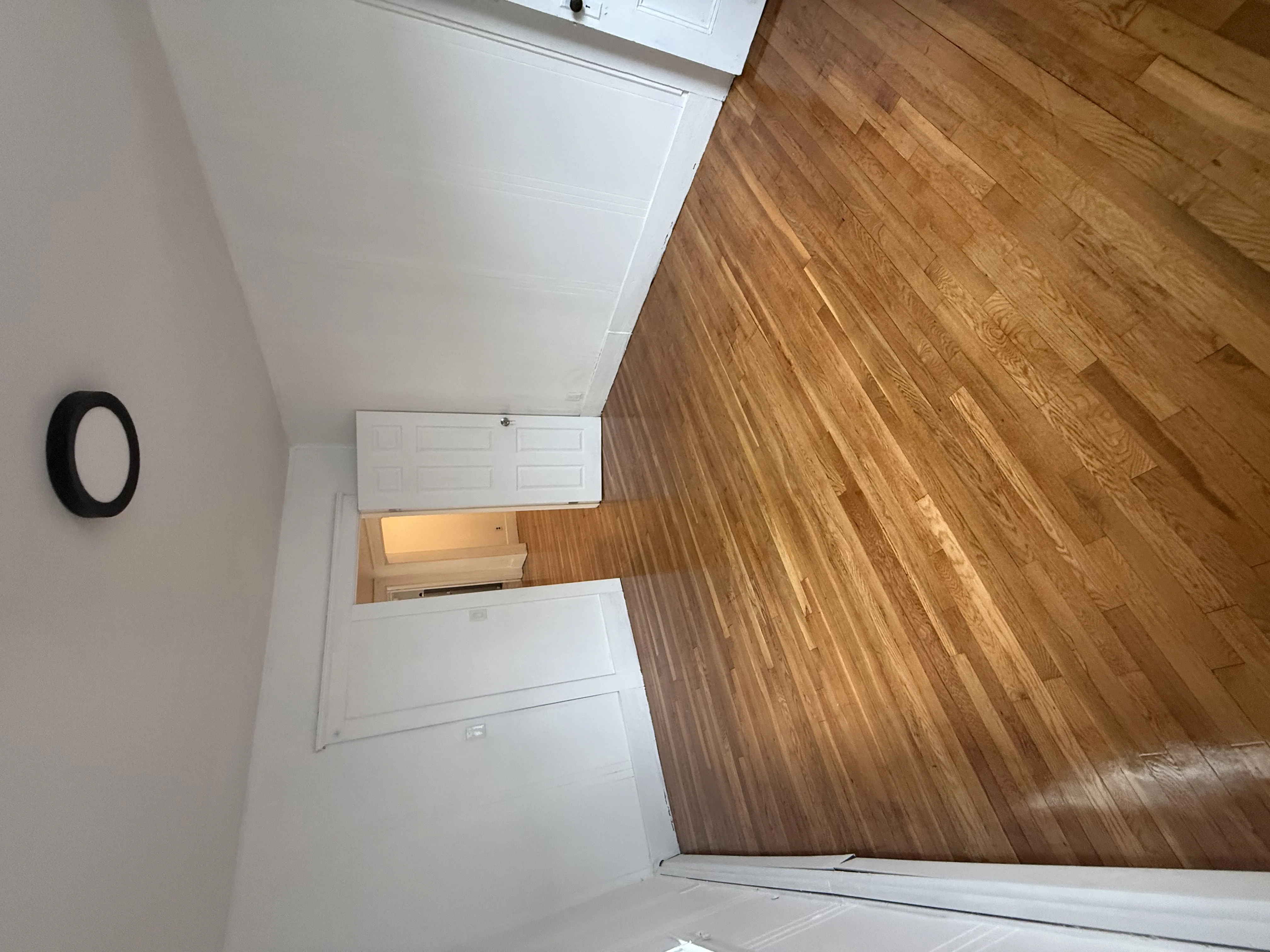 3.5 bed, 1 bath apartment for rent at 66 Elm St Unit 2, The Port — photo 9 of 23