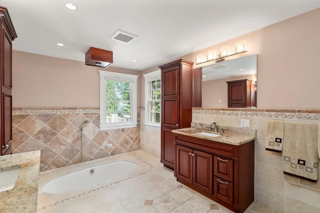 5 bed, 4+ bath apartment for rent at 66 Forest Ave, West Newton — photo 23 of 42