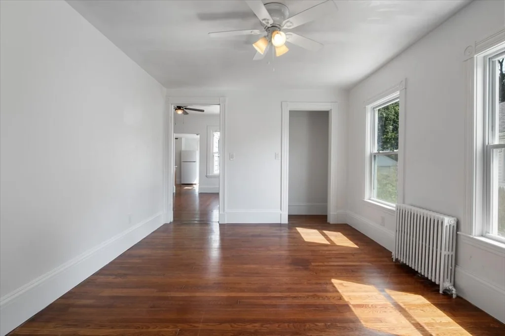 3 bed, 1 bath apartment for rent at 66 Garfield Ave Unit 1, Hyde Park — photo 22 of 32