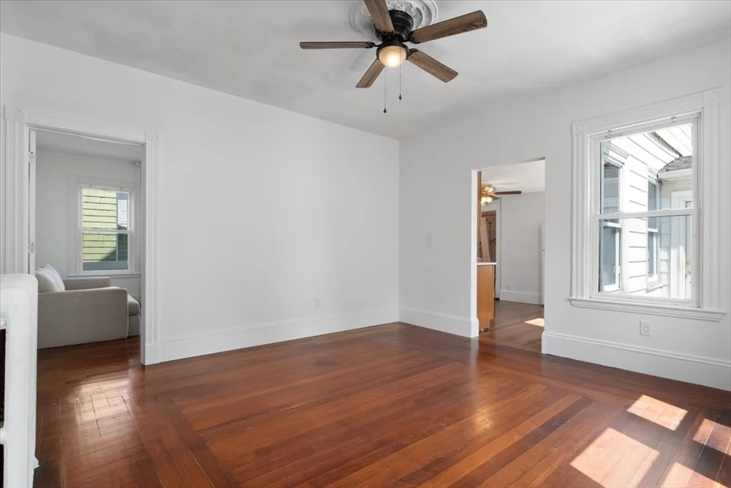 3 bed, 1 bath apartment for rent at 66 Garfield Ave Unit 1, Hyde Park — photo 17 of 32