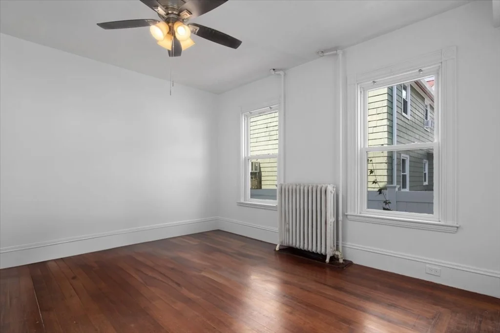 3 bed, 1 bath apartment for rent at 66 Garfield Ave Unit 1, Hyde Park — photo 14 of 32