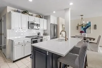 1 bed, 1 bath apartment for rent at 66 Glades Rd Unit 5, Minot — photo 2 of 13