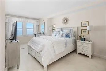 1 bed, 1 bath apartment for rent at 66 Glades Rd Unit 5, Minot — photo 6 of 13