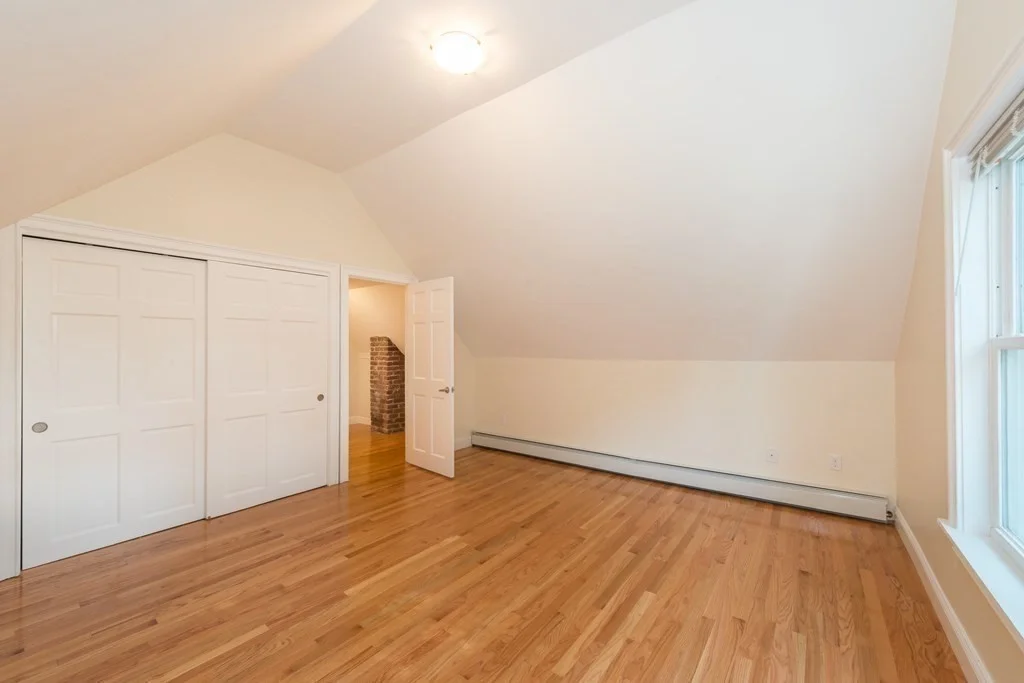 5 bed, 3 bath apartment for rent at 66 Glenellen Rd Unit 1, West Roxbury — photo 17 of 25