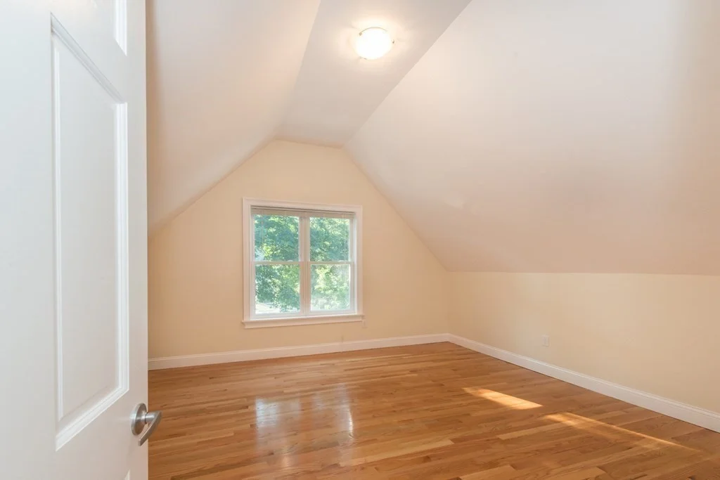 5 bed, 3 bath apartment for rent at 66 Glenellen Rd Unit 1, West Roxbury — photo 19 of 25