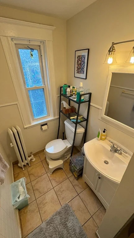 3 bed, 1 bath apartment for rent at 66 Hall Ave Unit 2, Powder House Square — photo 16 of 22