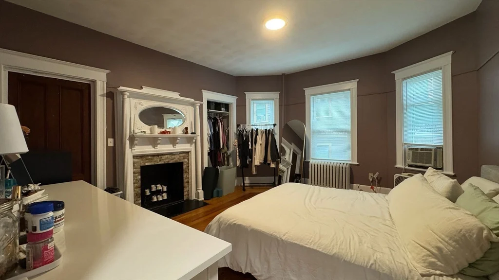 3 bed, 1 bath apartment for rent at 66 Hall Ave Unit 2, Powder House Square — photo 8 of 22