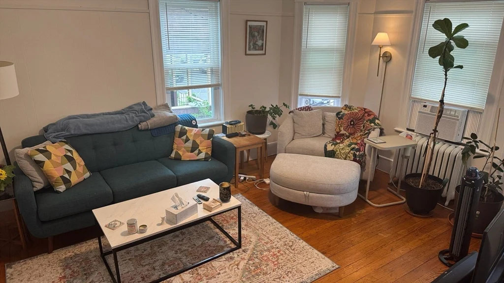3 bed, 1 bath apartment for rent at 66 Hall Ave Unit 2, Powder House Square — photo 7 of 22