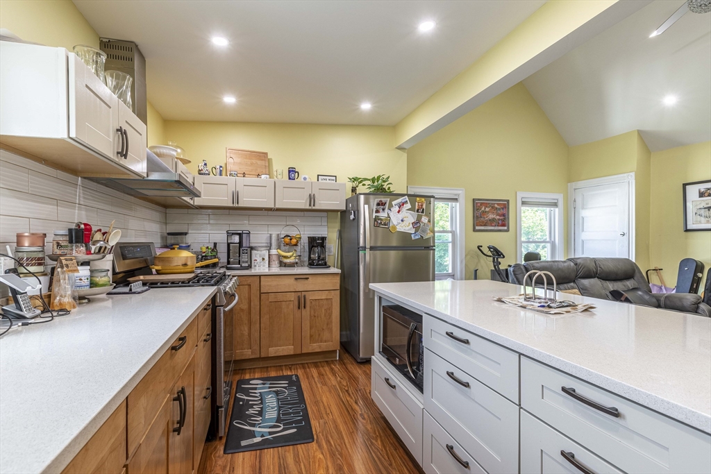 2 bed, 1 bath apartment for rent at 66 Hall Ave Unit 3, Somerville — photo 12 of 27