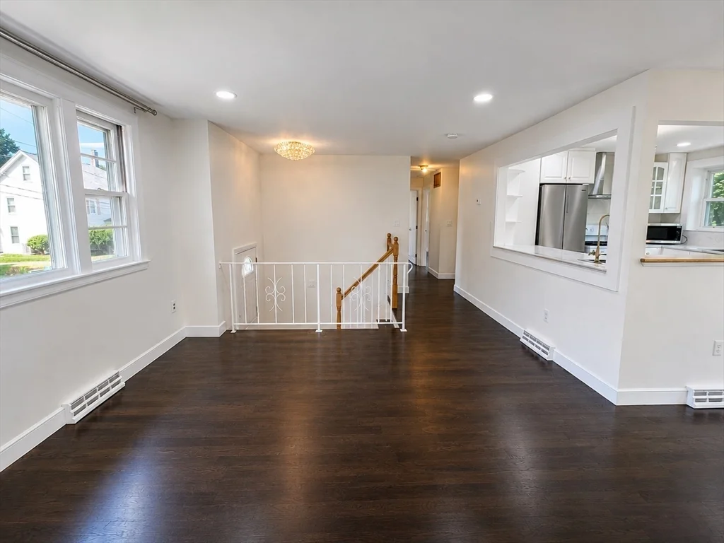 4 bed, 2 bath apartment for rent at 66 Harrison Ave, Woburn — photo 7 of 36