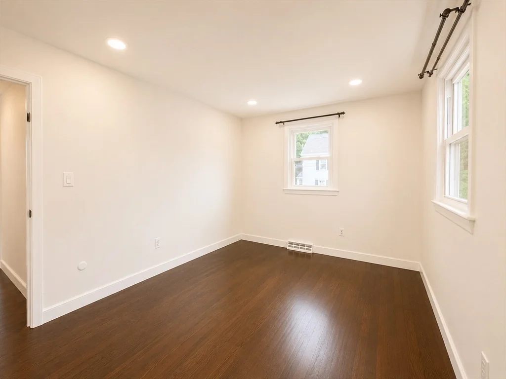 4 bed, 2 bath apartment for rent at 66 Harrison Ave, Woburn — photo 18 of 36