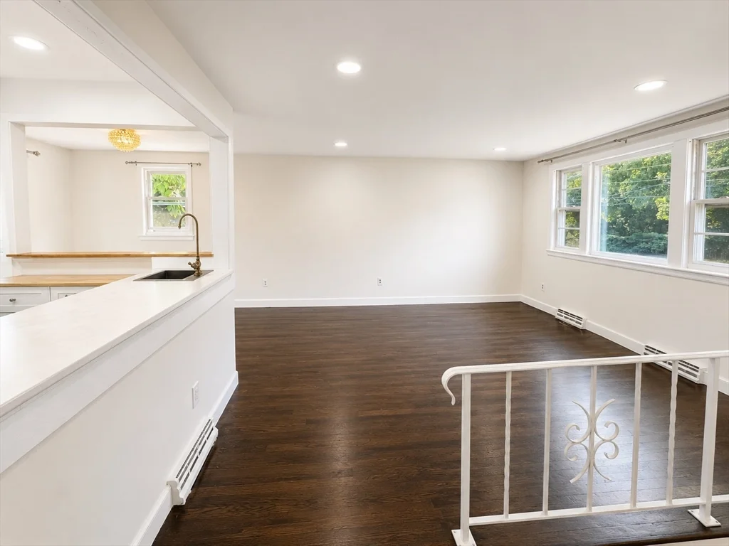 4 bed, 2 bath apartment for rent at 66 Harrison Ave, Woburn — photo 6 of 36
