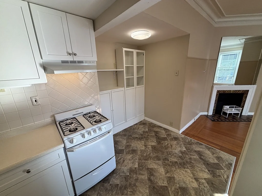 1 bed, 1 bath apartment for rent at 66 Hoyle St Unit 1, Norwood — photo 7 of 17
